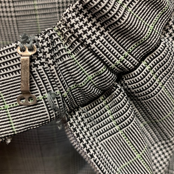 KS Collection Suit - Picture 15 of 15